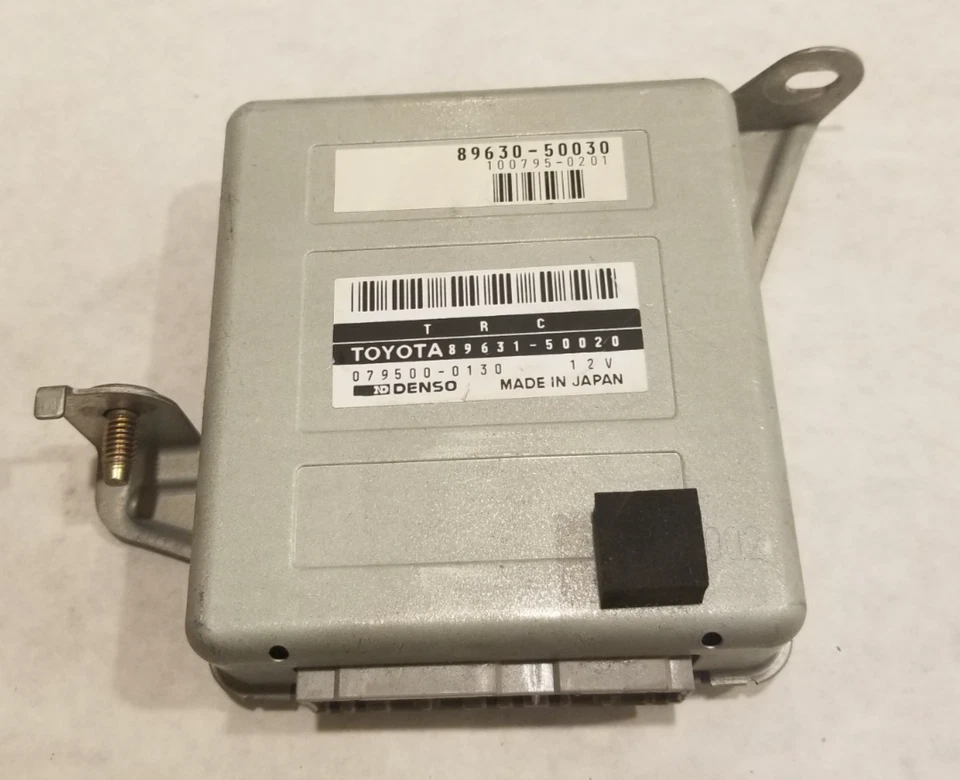 Lexus LS400 1995-1997 - Módulo de control de tracción - 89631-50020 Foto 1 de 1