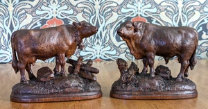 19th Century Carved Pair Swiss French Black Forest Wood Cow Bull Antique Huggler - Picture 1 of 20