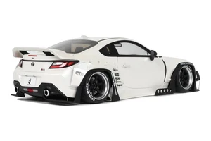Toyota GR 86 by ROCKET BUNNY 2023 white / silver-black rims GT498 1:18 GT-SPIRIT - Bild 1 von 5