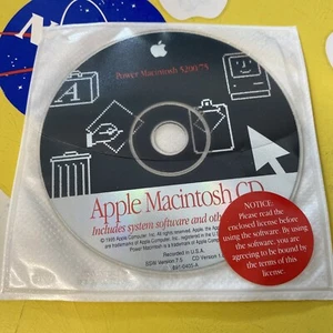 Vintage 1995 Apple Power Macintosh 5200/75 Version 1.0 Software Install CD - Picture 1 of 4
