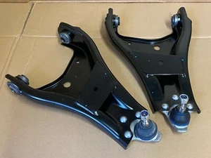 PAIR OF FRONT LOWER SUSPENSION WISHBONES CONTROL ARMS FOR DACIA DUSTER 2010-2018 - Picture 1 of 1