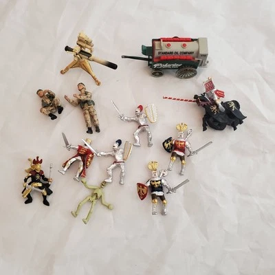 Lote Caballeros Medievales Papo Surtido de Soldados Caballo 2" Escala Estatuillas PVC Foto 1 de 4