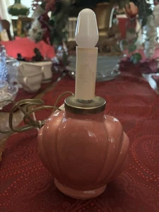 Small Vtg Mauve Lamp It Works! - Picture 1 of 3
