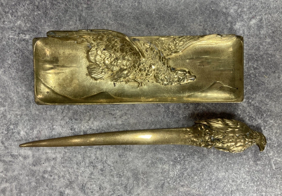 NÉCESSAIRE DE BUREAU. Plateau. Coupe Papier Impérial Fin XIXe Napoléon III Aigle - Photo 1/4