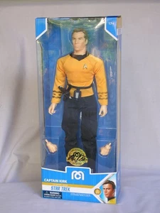 Signierte limitierte CAPTAIN KIRK Star Trek TOS 14" Actionfigur MEGO MAETY ABRAMS - Bild 1 von 7