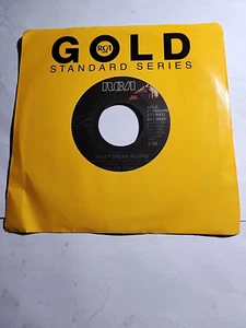 WAYLON JENNINGS - SWEET DREAM WOMAN/GOOD HEARTED WOMAN- VG++ F15 - Picture 1 of 2