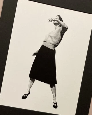 Imagen ROBERT LONGO Hombres en las ciudades, marco mate 11x14 listo Foto 1 de 3