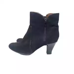 Clarks Artisan Damen schwarz Wildleder Absatz Stiefeletten Reißverschluss Größe 10M - Bild 1 von 12
