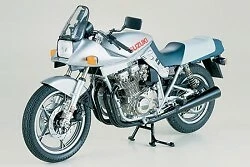 Suzuki GSX 1100 S Katana 1:6 TA16025 - tamiya modellismo - Immagine 1 di 2