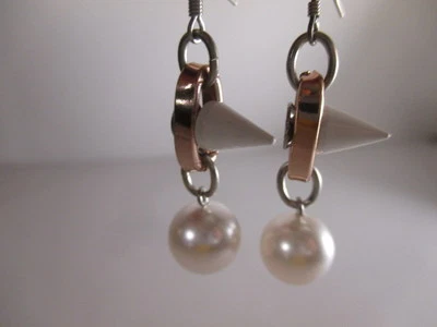 Pendientes JOOMI LIM Dinámicos Dúo Esfera y Espiga Nuevos con Etiquetas $145 Oro Blanco Esmalte Perla Foto 1 de 4