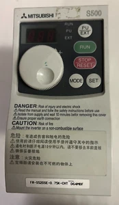 Mitsubishi Frequency Inverter Drive FR-S520SE-0.75K-CHT 1 HP - Picture 1 of 5