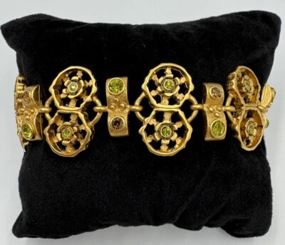 Brazalete de palanca Premier Designs con diamantes de imitación verdes tono oro amarillo cepillado Foto 1 de 4