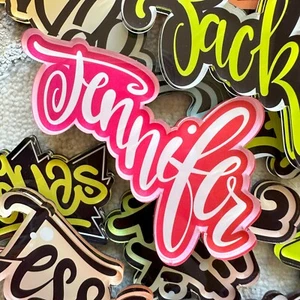 Namensmagnet: JENNIFER | für Kühlschrank, Spind oder Büro | Graffiti | Kalligrafie - Bild 1 von 5