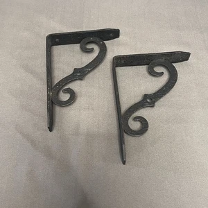 Pair Of VTG Wall Brackets Cast Iron Hammered Style Design 6x1x4.5” - Picture 1 of 6