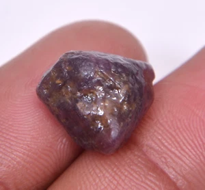 Cristal de corindón rojo natural cuarzo rubí espécimen mineral áspero curación Reiki - Imagen 1 de 8