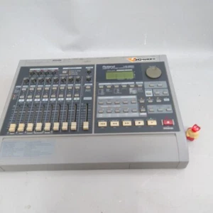 Roland VS-800 Digital Studio Workstation 8-Track Recorder V-Expanded free shippi - Picture 1 of 8