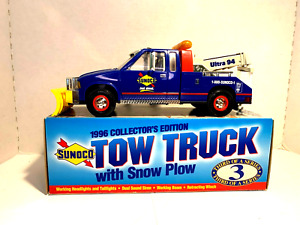 1996 Collector's Edition Suneco Utra 94 Tow Truck W/ Snow Plow