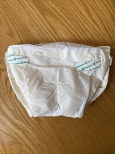 Vintage Pampers Disposable Baby Diaper Nappies Disposable Plastic Lot Of 1 - Picture 1 of 12