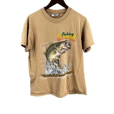 Camiseta de Colección Lee Fishing Getaway L Hecha en EE. UU. Camiseta Marrón Gráfico de Lubina Foto 1 de 4