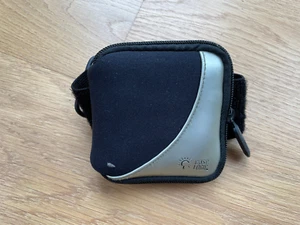 Pochette de transport case logic pour Walkman ou Minidisc - Foto 1 di 2