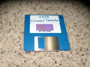 Juego de PC Dinosaur Predator en disco de 3,5" - Probado - Imagen 1 de 1