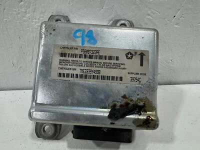 Módulo de control de chasis Jeep Cherokee 1997-1999 Ccm Bcm control de carrocería P56007323AE Foto 1 de 3