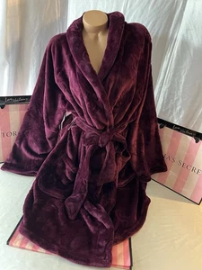Victorias Secret Robe Plush Super Soft XL/XXL Logo Imprint Burgundy - Picture 1 of 9