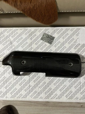 Protector térmico de fibra de carbono para escape Ducati Monster S4 RS P# 24711811B Foto 1 de 4