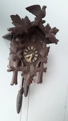 Ancienne Pendule à Coucou Vintage 50' Complète à Réviser Objets du XXème - Photo 1/4