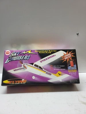 Vtg 90S COX 5841 SKY CRUISER HIGHWAY PATROL FLYING ELECTRIC MODEL AIRPLANE - Image 1 of 4