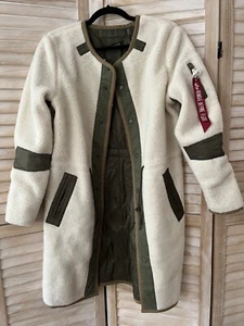 Alpha Industries Women’s Reversible Faux Sherpa Coat Jacket XS NWT - Picture 1 of 8
