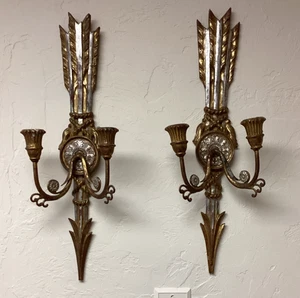 Coppia di antiche applique a lume di candela frecce in legno dorato italiane 20"H - Foto 1 di 16
