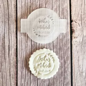 Personalised Mehndi Cupcake Embosser | Indian Wedding Custom Name Date - Picture 1 of 3