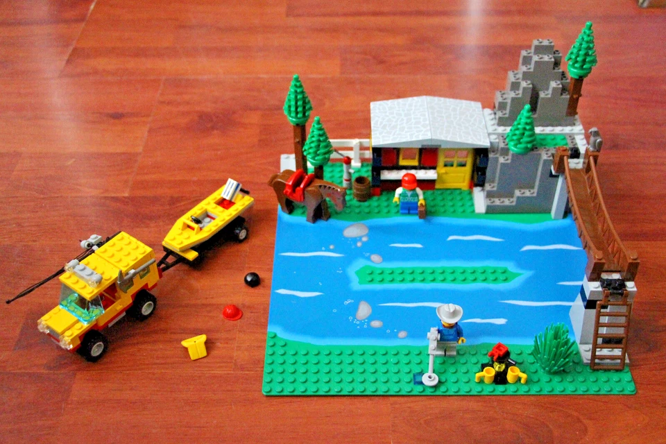 LEGO SET 6552 ROCKY RIVER RETREAT, (100% COMPLET ET NETTOYÉ). - Photo 1/1