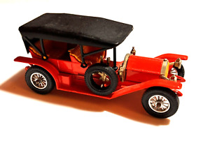 Y-9 1912 Simplex Matchbox Lesney Yesteryear Red Diecast Toy Car 1.43 scale