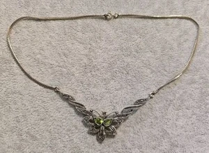 Collar Colgante Mariposa Peridoto y Marcasita Esterlina 925 Estilo Art Deco Usado - Imagen 1 de 7