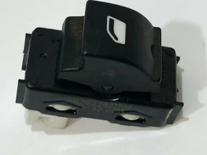 INTERRUPTOR DE CONTROL DE VENTANA DE PUERTA ELÉCTRICO CITROEN C3 2018 DELANTERO IZQUIERDO 2016-ON - Imagen 1 de 6