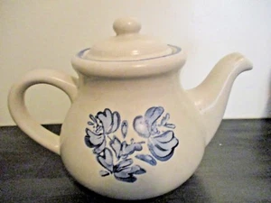 Pfaltsgraff Yorktowne Teapot & Lid 5.5" *EXCELLENT CONDITION* - Picture 1 of 10