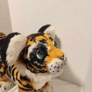FurREAL Friends ROARING TYLER Der verspielte TIGER interaktives großes Plüschtier - Bild 1 von 11