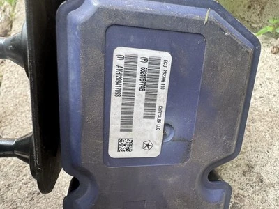 Jeep Grand Cherokee Durango 2014 2015 módulo de bomba ABS fabricante de equipos originales Foto 1 de 4