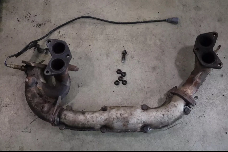 AH49 OEM 2002-2007 Subaru Impreza WRX Exhaust Manifold Headers USDM EJ205 TURBO - Image 1 of 1