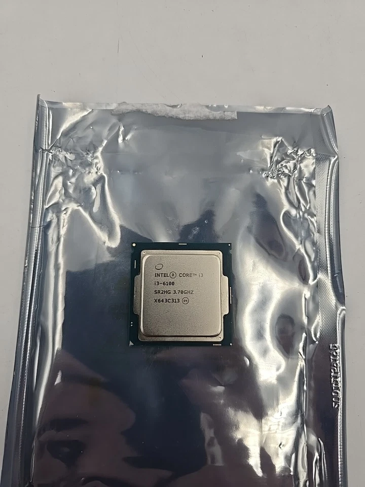 Intel Core i3-6100 - 3.7 GHz Dual-Core (SR2HG) Processor - Image 1 of 1