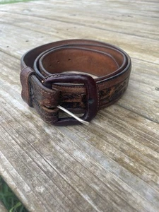 Vogt Saddle Brown Over Under Leaf Western Belt 36 Hand Tooled Top Grain Leather - Picture 1 of 6