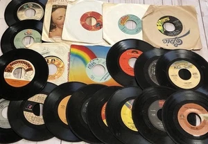 Vintage 45s Vinyl Records Lot Kenny Roger’s Kris Kristofferson Captain Tennille - Picture 1 of 9