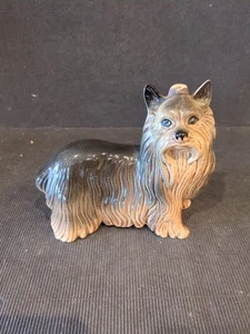VINTAGE SMALL COOPERCRAFT CERAMIC YORKSHIRE TERRIER DOG FIGURINE + LABEL - Picture 1 of 6