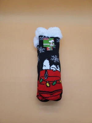 Peanuts New Snoopy Christmas Slipper Socks 1 Pair Anti-Slip Size 4-10 - Image 1 of 4