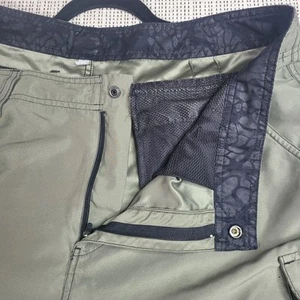 Oakley Cargo Shorts Herren 44 grün Utility Outdoor Taschen Knopfleiste Style - Bild 1 von 8