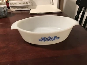 Anchor Hocking Fire King #433 Blue Cornflower 1-1/2 Qt Casserole Dish - No Lid - Picture 1 of 4