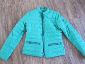 wie neu Marc O`Polo Leichte Daunenjacke Jacke grün Gr. 38 - Bild 1 von 3