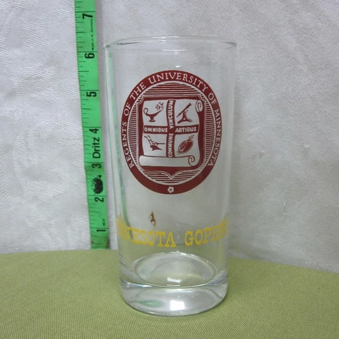 UNIVERSITY OF MINNESOTA vtg drinking glass Golden Gophers school seal Regents Cover